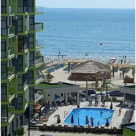 Blaxy Beach And Spa Prima Linie La Paja Complex Cu Piscine Si Restaurante Năvodari