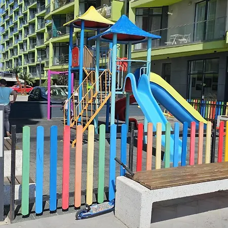 Apartamento Blaxy Beach And Spa Prima Linie La Paja Complex Cu Piscine Si Restaurante Năvodari
